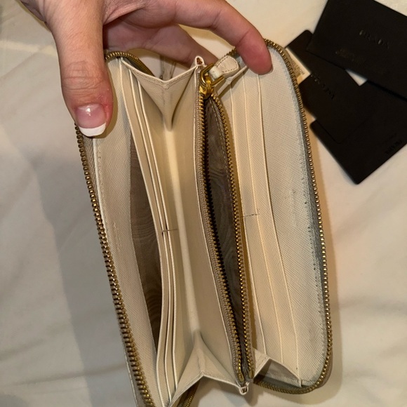 Prada wallet - Picture 8 of 8